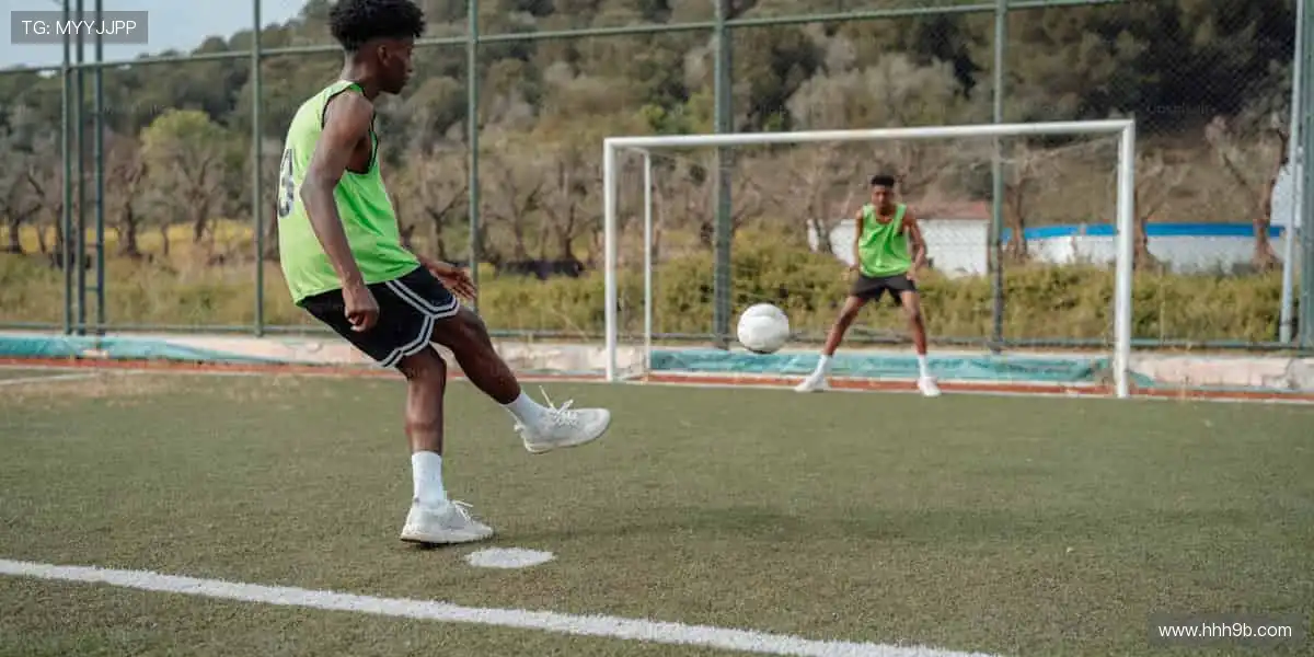 🎁独家周边来袭！限量款球星签名，让热爱触手可及🏅